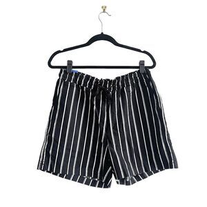 Jachs Girlfriend Womens Shorts Linen Blend Stretch Pinstripes Black White Large